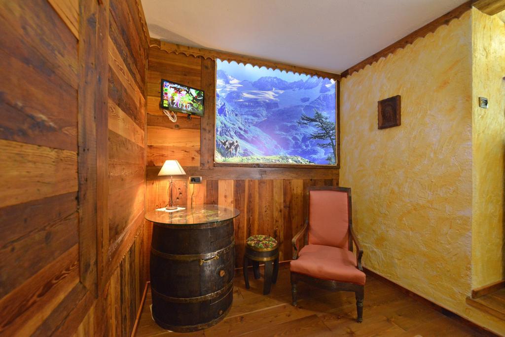 Maison Lazier Châtillon Екстериор снимка