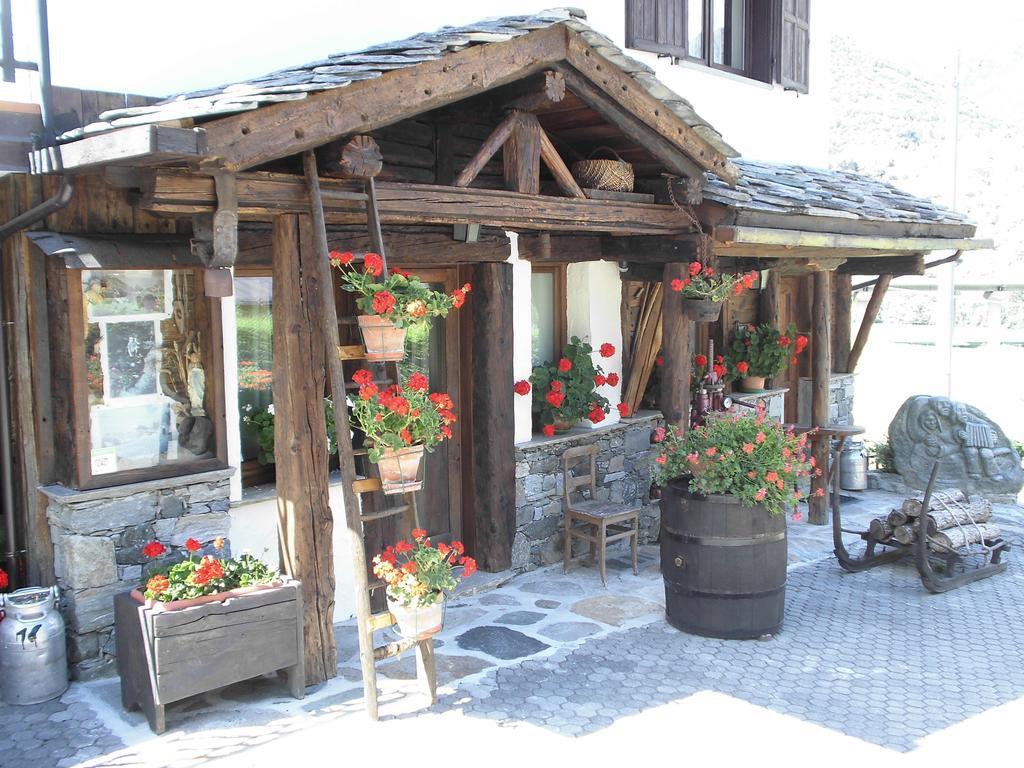 Maison Lazier Châtillon Екстериор снимка